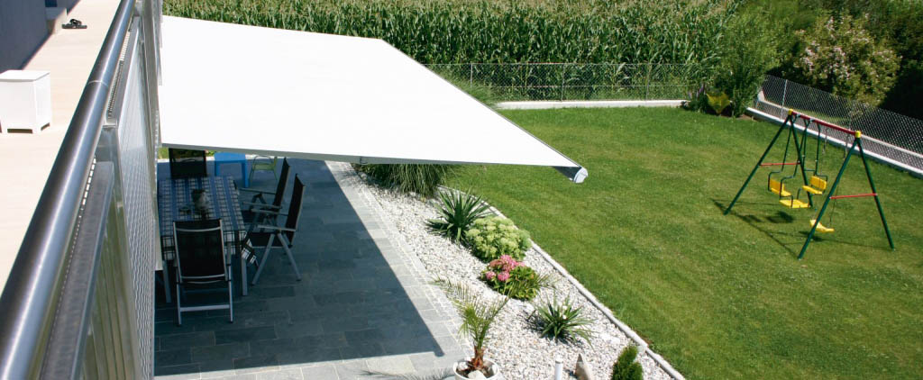 Cougar patio awning