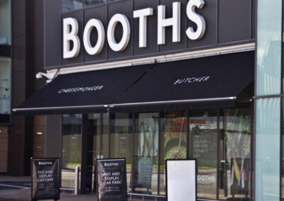 Cougar shop awning at Booths
