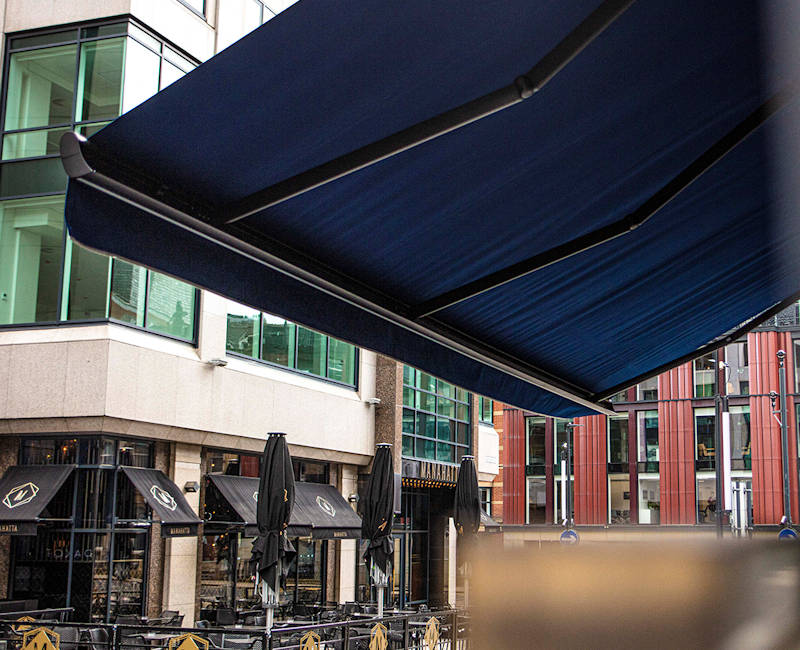 Cougar Modulbox Awning Extended
